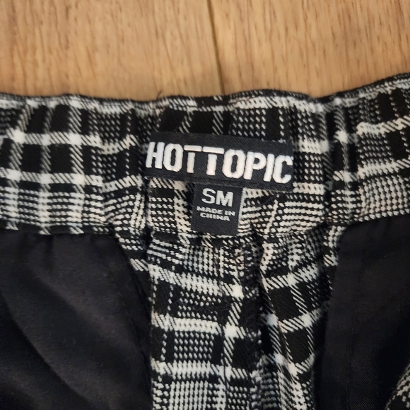 Hot Topic Pants - Picture 6 of 9